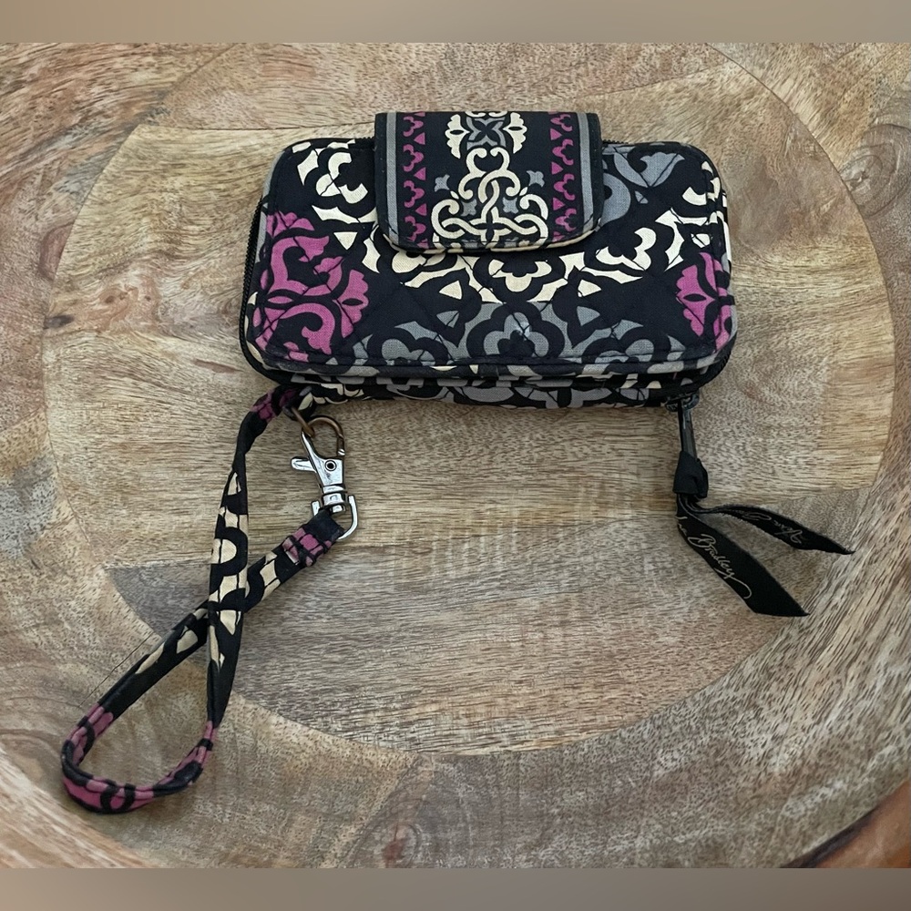 Vera Bradley Wristlet Card Holders Snap And Zip Around